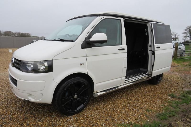 Used VW T5 102 HP (75 kW) 2010 White Van