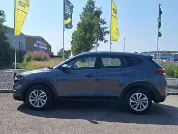 Used Hyundai Tucson SE 116 HP (85 kW) 2018 Grey SUV