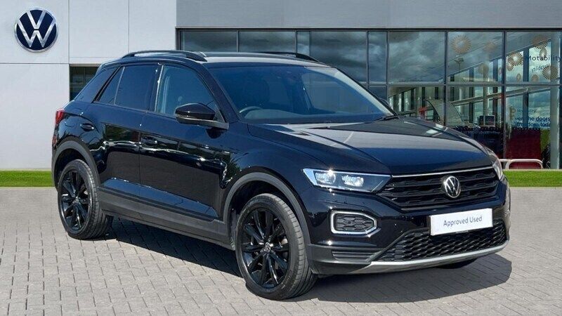 Deep black pearlescent Used 2020 VW T-Roc Black Edition SUV | £20,601 (Fair price) - Image 1/4