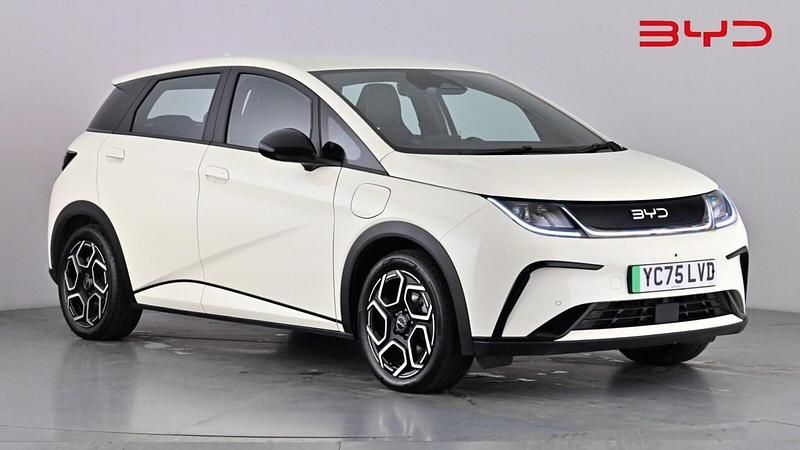 Used BYD Dolphin Comfort 150 kW (204 HP) 2025 White Hatchback