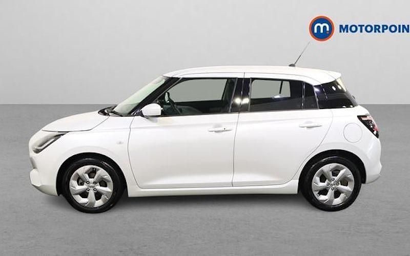 Used Suzuki Swift 82 HP (60 kW) 2025 White Hatchback