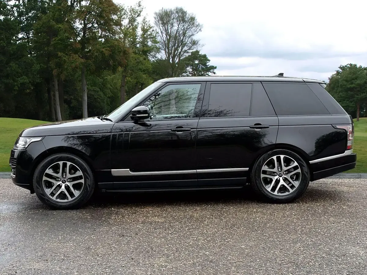 Used Land Rover Range Rover S 258 HP (189 kW) 2016 Black SUV