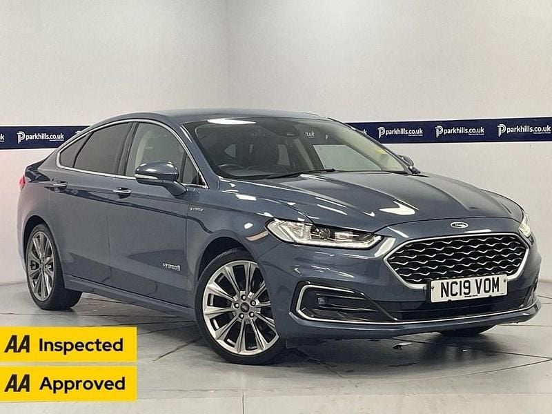 Blue Used 2019 Ford Mondeo Vignale Sedan | £9,970 (Fair price) - Image 1/4