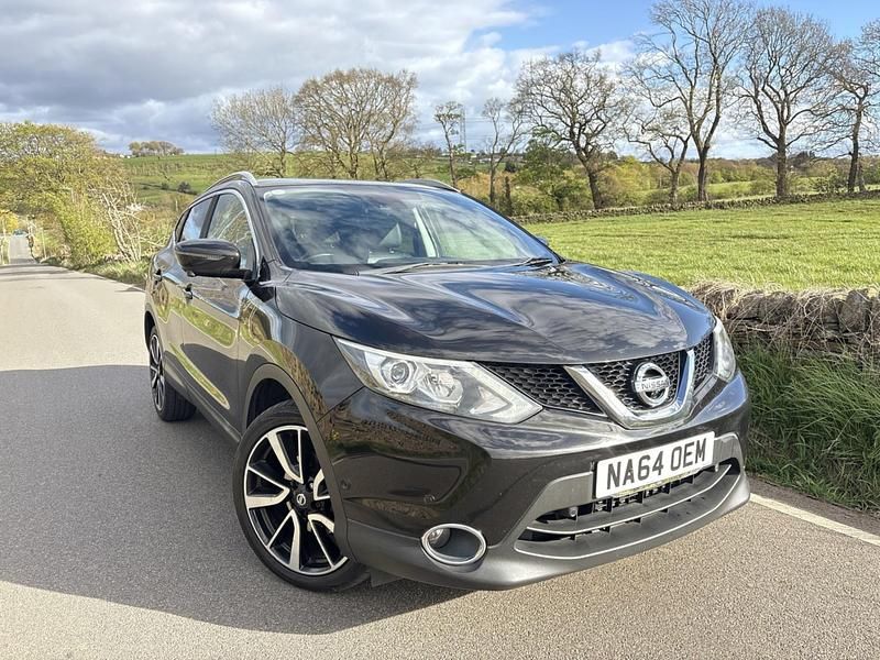 Used Nissan Qashqai Tekna 110 HP (80 kW) 2014 Black SUV