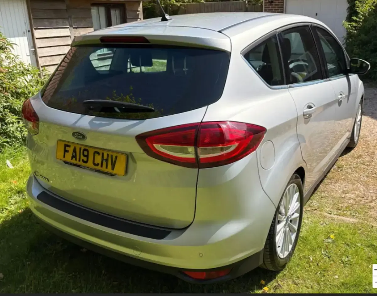 Begagnad Ford C-MAX Titanium 150 HK (110 kW) 2019 Silver Minibuss