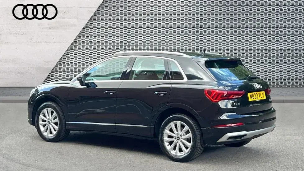 Used Audi Q3 Sport 150 HP (110 kW) 2022 Mythos black SUV