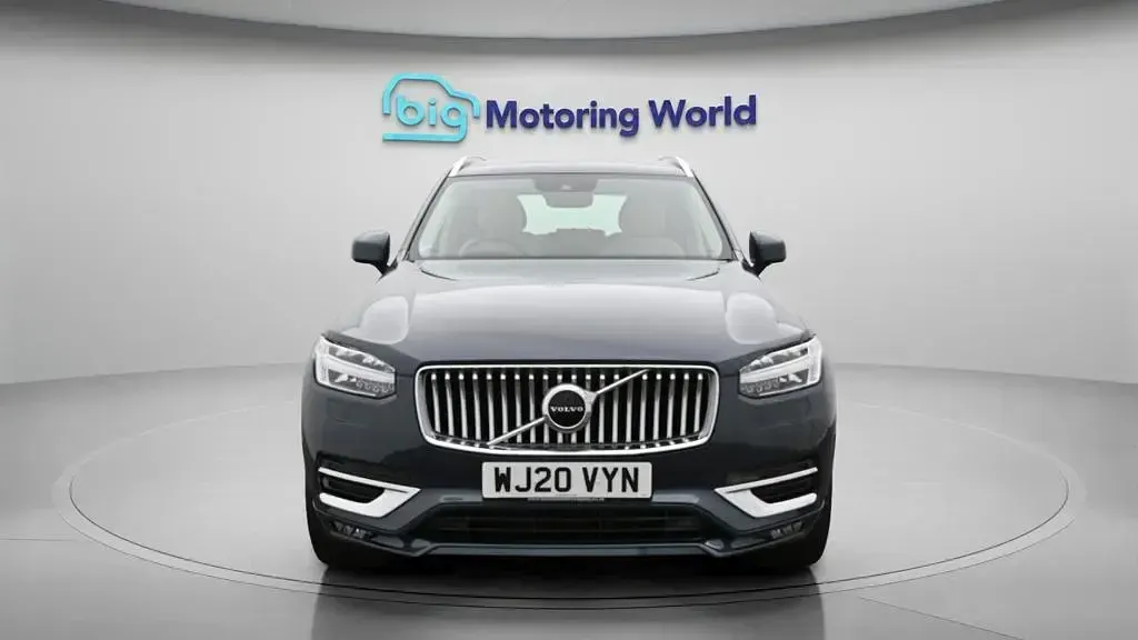 Used Volvo XC90 Inscription 235 HP (172 kW) 2020 Blue SUV