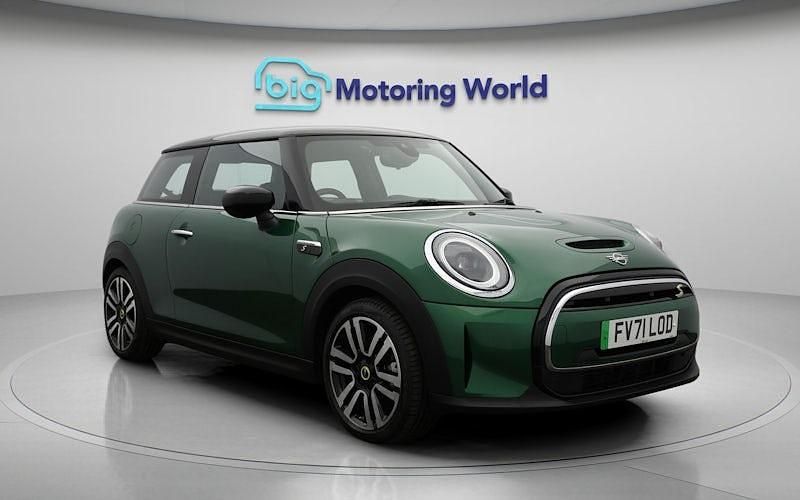 Used Mini Cooper Level 2 135 kW (184 HP) 2023 Hatchback
