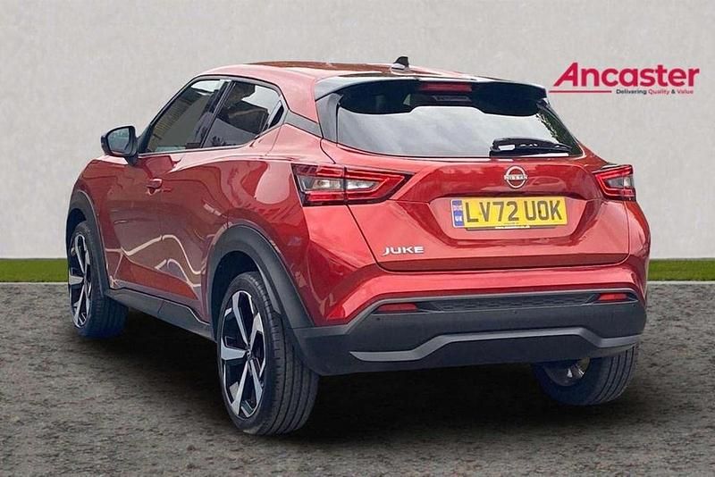 Used Nissan Juke Tekna 114 HP (83 kW) 2022 Red SUV