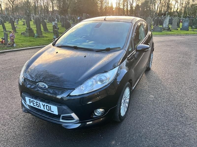 Used Ford Fiesta Titanium 2011 Black Hatchback