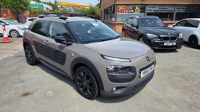 Grey Used 2017 Citroën C4 Cactus Flair Hatchback | £3,999 (Super price) - Image 1/2