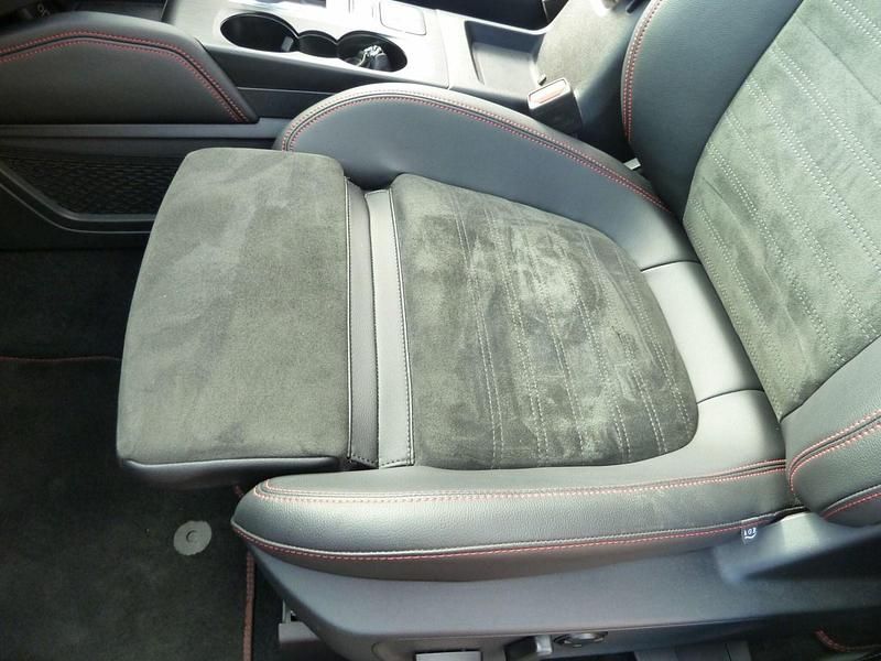 Used Ford Kuga ST-Line X 225 HP (165 kW) 2023 Red SUV