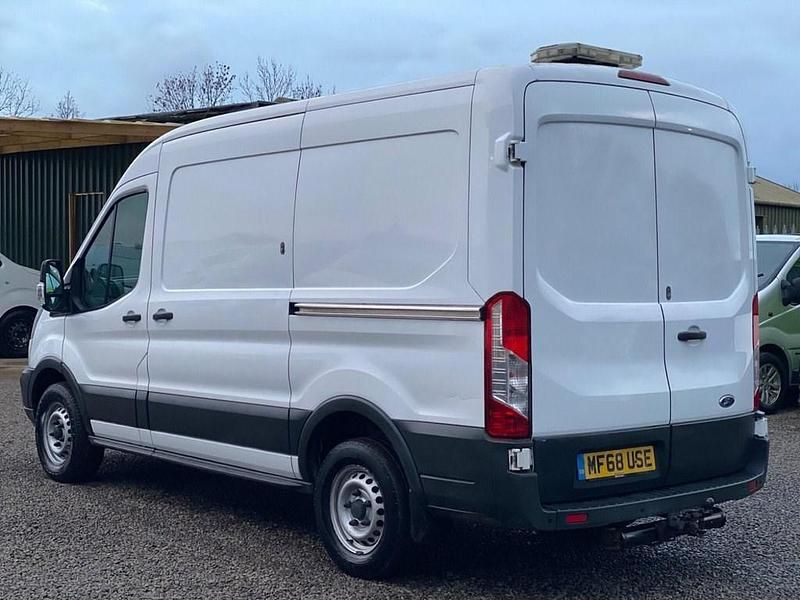Used Ford Transit 130 HP (95 kW) 2018 White Van