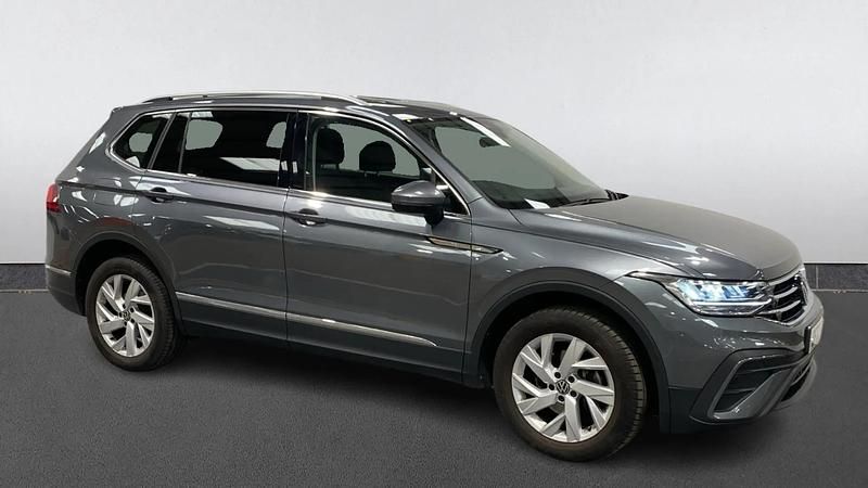 Used VW Tiguan Allspace Life 150 HP (110 kW) 2022 Grey SUV