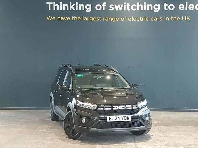 Used Dacia Jogger Expression 140 HP (102 kW) 2024 Black MPV