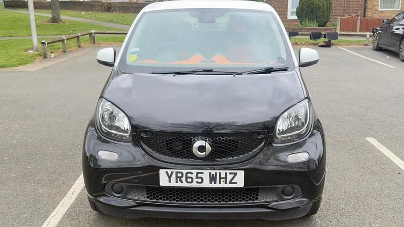 Used Smart ForFour Passion 2015 Black Hatchback
