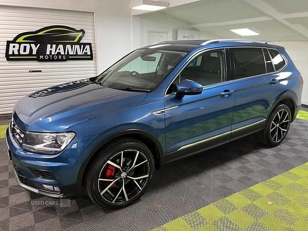 Blue Used 2018 VW Tiguan Allspace SE SUV | £18,450 (Fair price) - Image 1/3