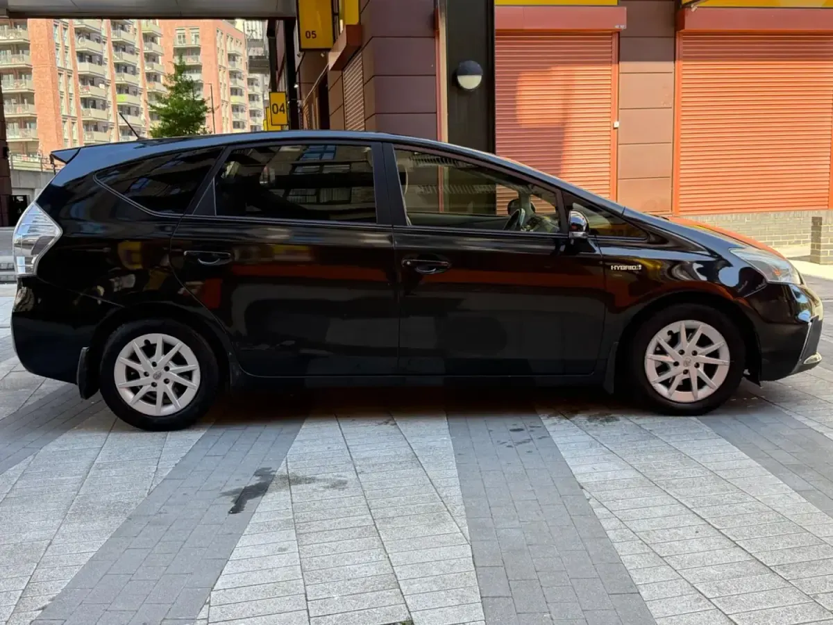 Usado Toyota Prius+ 2014 Preto Monovolume