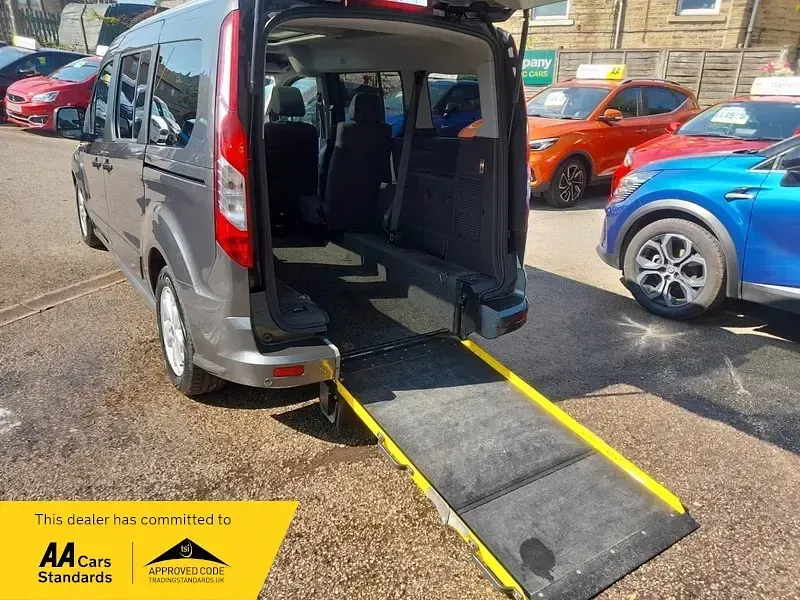 Used Ford Tourneo Connect Titanium 2019 Grey MPV