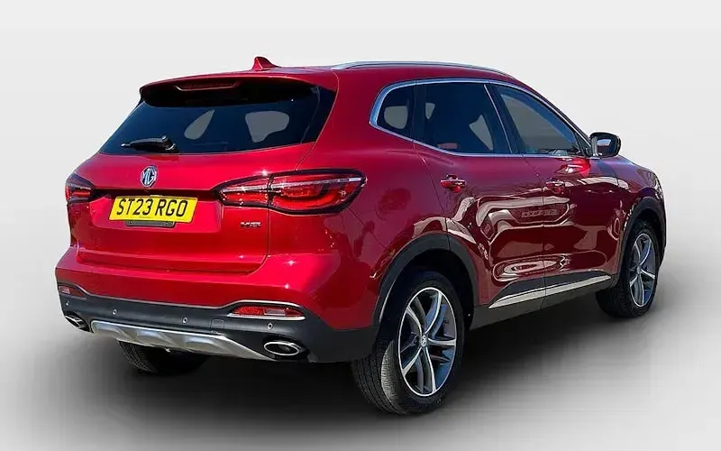 Used MG HS Exclusive 162 HP (119 kW) 2023 Red SUV