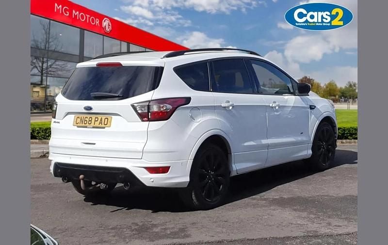 Used Ford Kuga ST-Line X 180 HP (132 kW) 2018 White SUV