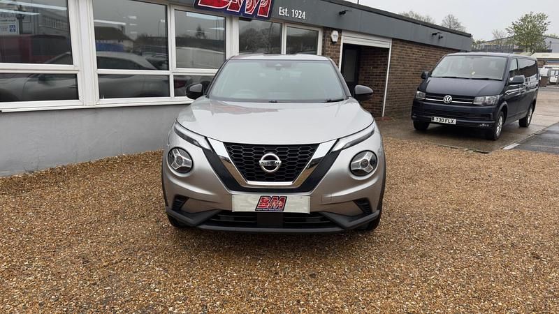 Used Nissan Juke N-Connecta 2021 Silver SUV