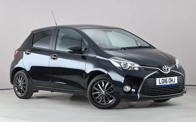 Gebraucht Toyota Yaris 99 PS (72 kW) 2016 Kleinwagen