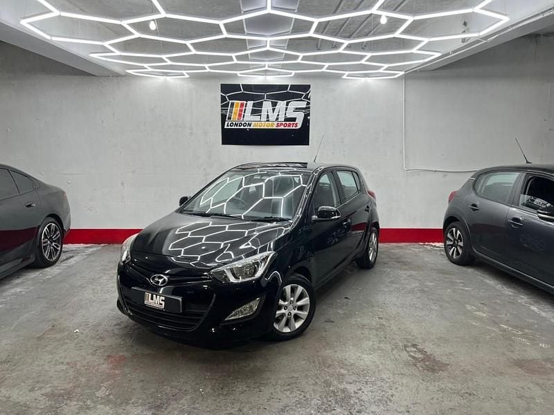Used Hyundai i20 Active 2012 Black Hatchback