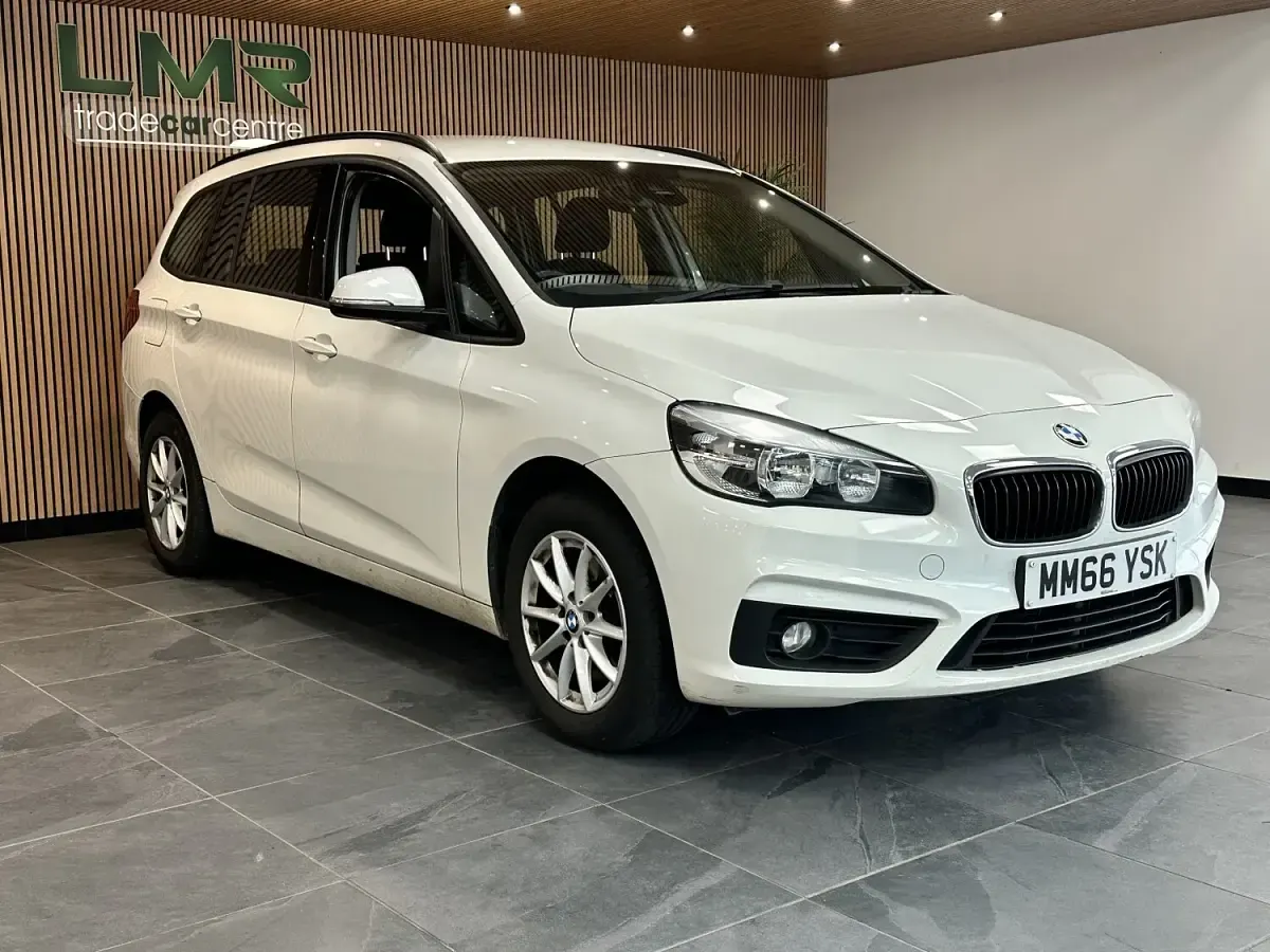 Used BMW 218 Gran Tourer 2016 White MPV