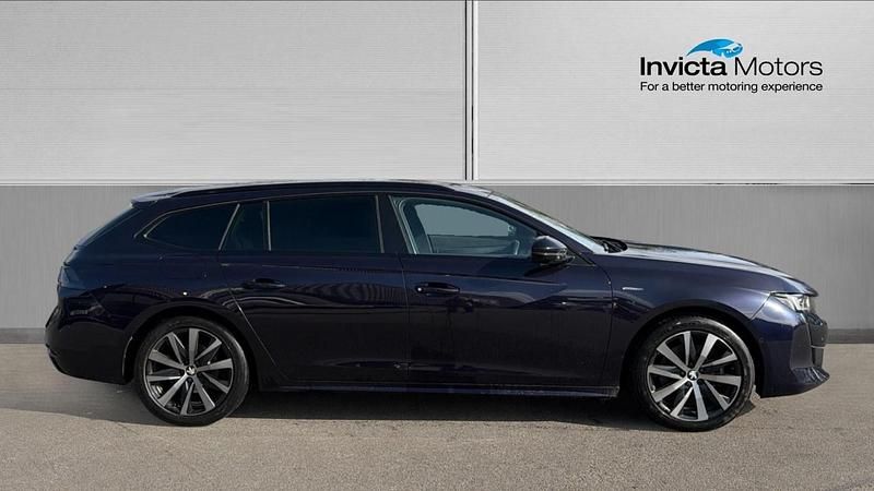 Used Peugeot 508 GT-line 180 HP (132 kW) 2021 Twilight blue Estate