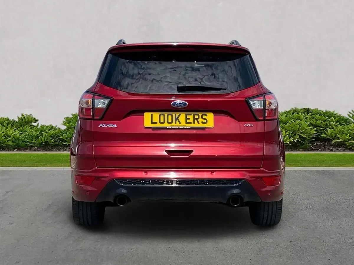 Used Ford Kuga ST-Line 180 HP (132 kW) 2019 Red SUV