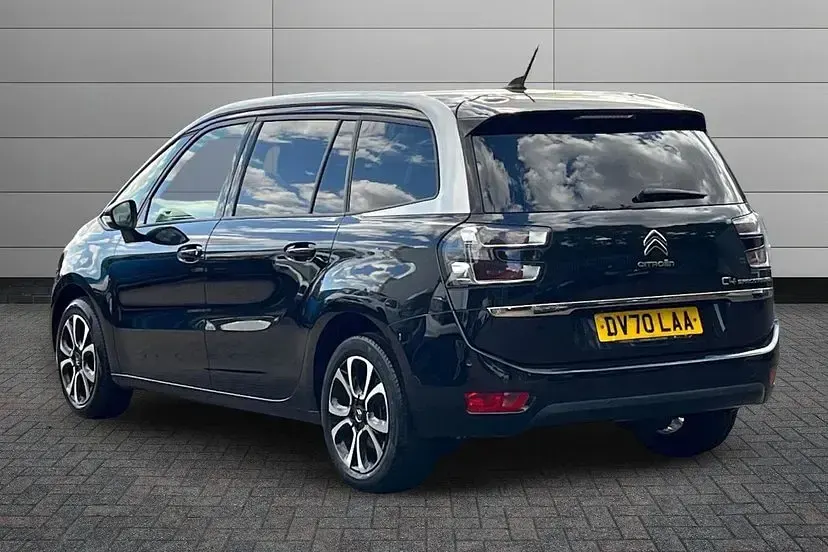 Used Citroën C4 SpaceTourer Flair 127 HP (93 kW) 2020 Black MPV