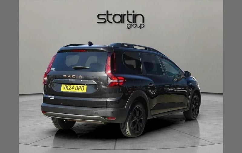 Used Dacia Jogger Extreme 139 HP (102 kW) 2024 Black MPV