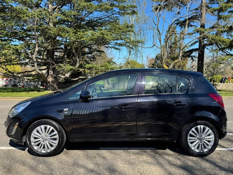 Used Vauxhall Corsa 90 HP (66 kW) 2011 Black Hatchback