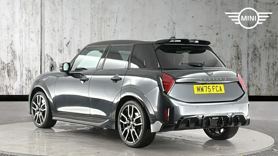 Used Mini Cooper S Hatch 201 HP (147 kW) 2025 Grey Hatchback