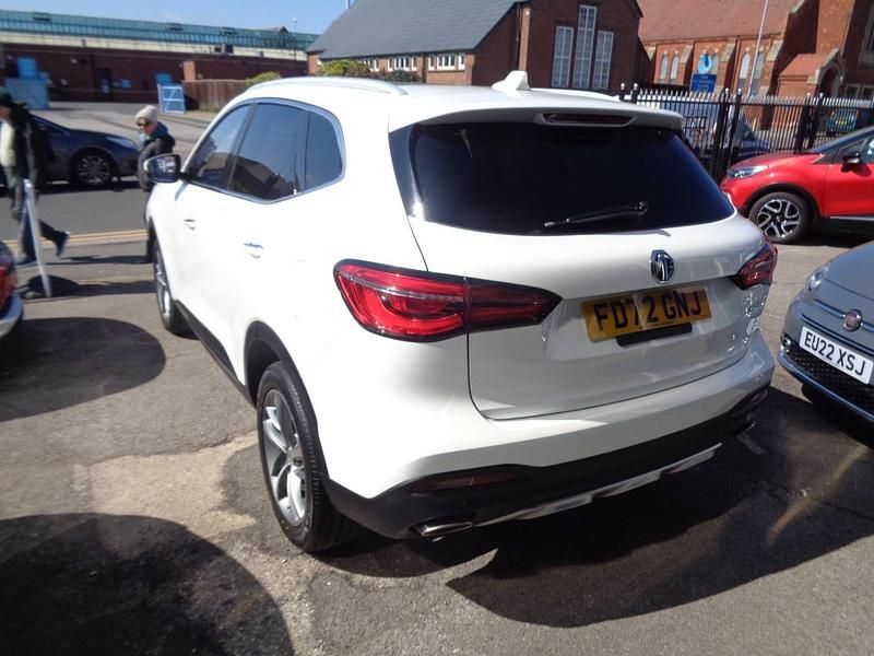 Used MG HS Exclusive 162 HP (119 kW) 2023 White SUV