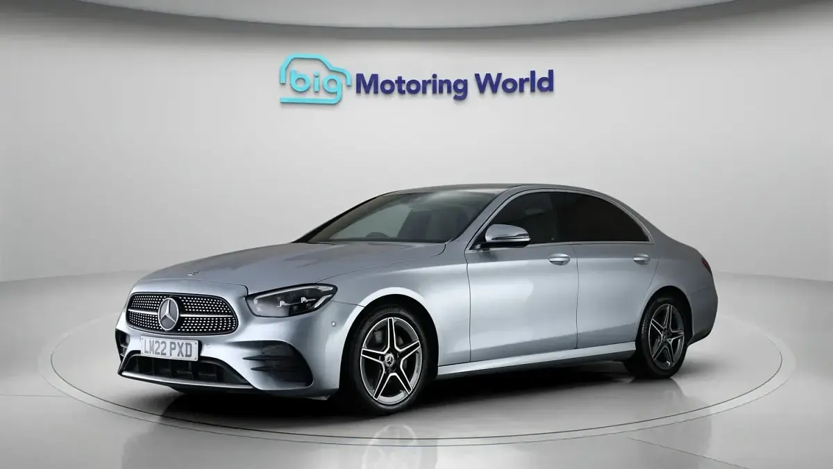 Used Mercedes E220 AMG line 2022 Silver Sedan