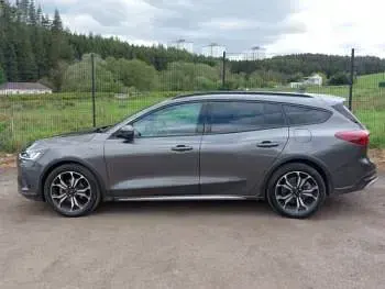 Usado Ford Focus Active X 155 CV (114 kW) 2024 Gris Familiar