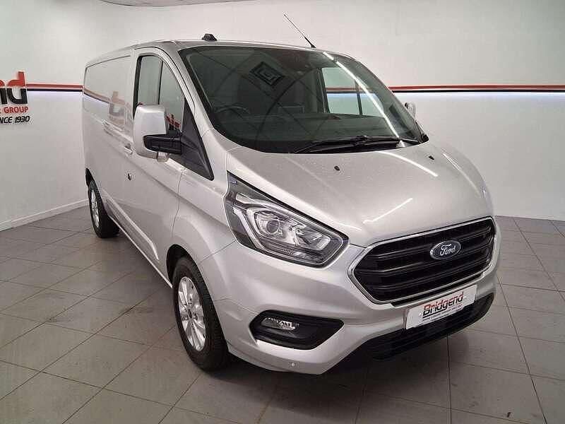 Used Ford Transit Custom Limited 130 HP (95 kW) 2020 Silver Van