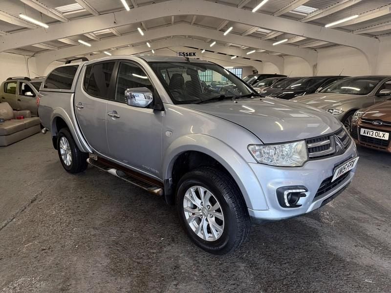Used Mitsubishi L200 176 HP (129 kW) 2015 Silver Pickup