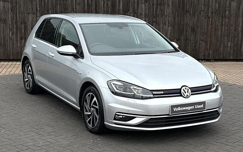 Used 2020 VW Golf VIII Edition Estate | £13,399 (Fair price) - Image 1/3