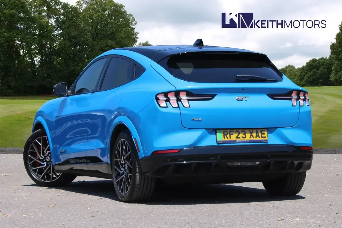 Used Ford Mustang GT 487 HP (358 kW) 2023 Blue Hatchback