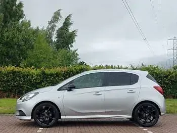 Used Vauxhall Corsa SRi 90 HP (66 kW) 2019 Silver Hatchback