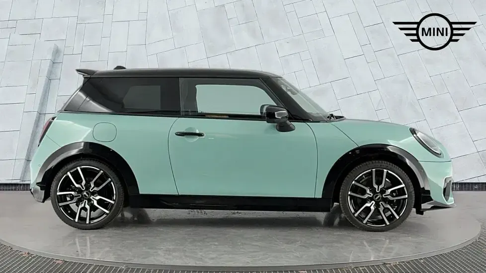 Used Mini Cooper S Hatch 201 HP (147 kW) 2025 Green Hatchback
