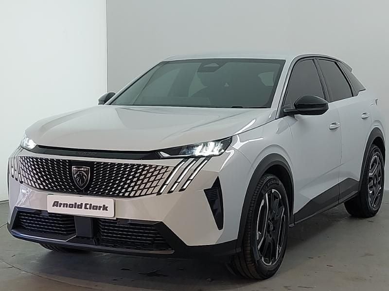 Used Peugeot e-3008 Allure 156 kW (213 HP) 2024 White SUV