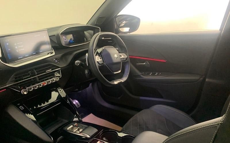 Used Peugeot 2008 GTi 131 HP (96 kW) 2023 Red SUV