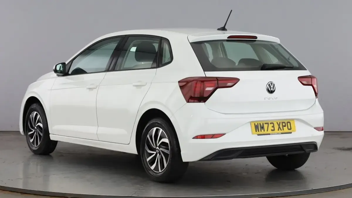 Used VW Polo Life 95 HP (69 kW) 2024 White Hatchback