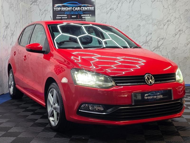 Used VW Polo SEL 110 HP (80 kW) 2017 Red Hatchback