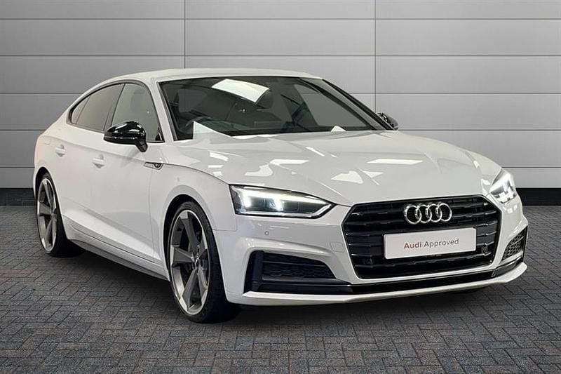 Used Audi A5 Black Edition 190 HP (139 kW) 2019 Glacier white Coupe