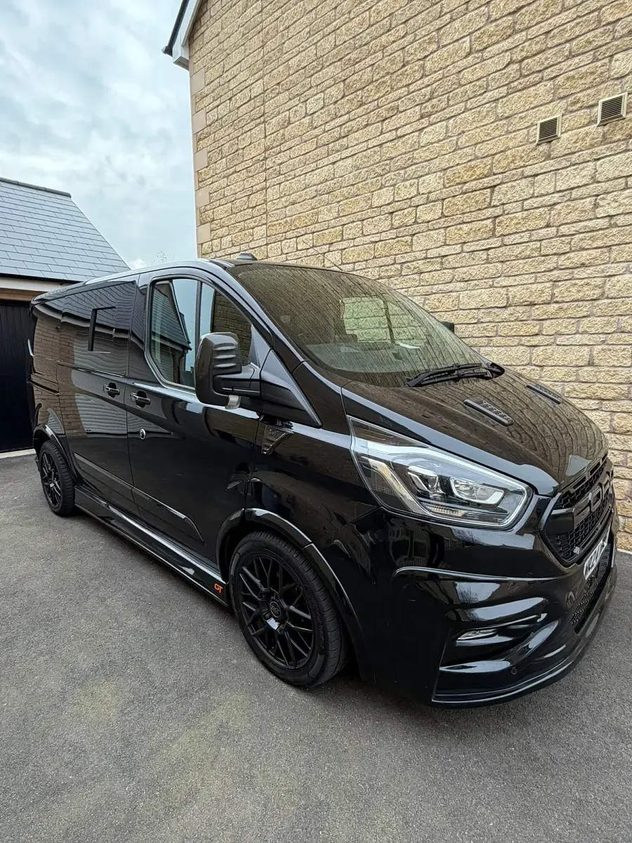 Used Ford Transit Custom Limited 170 HP (125 kW) 2024 Black Van
